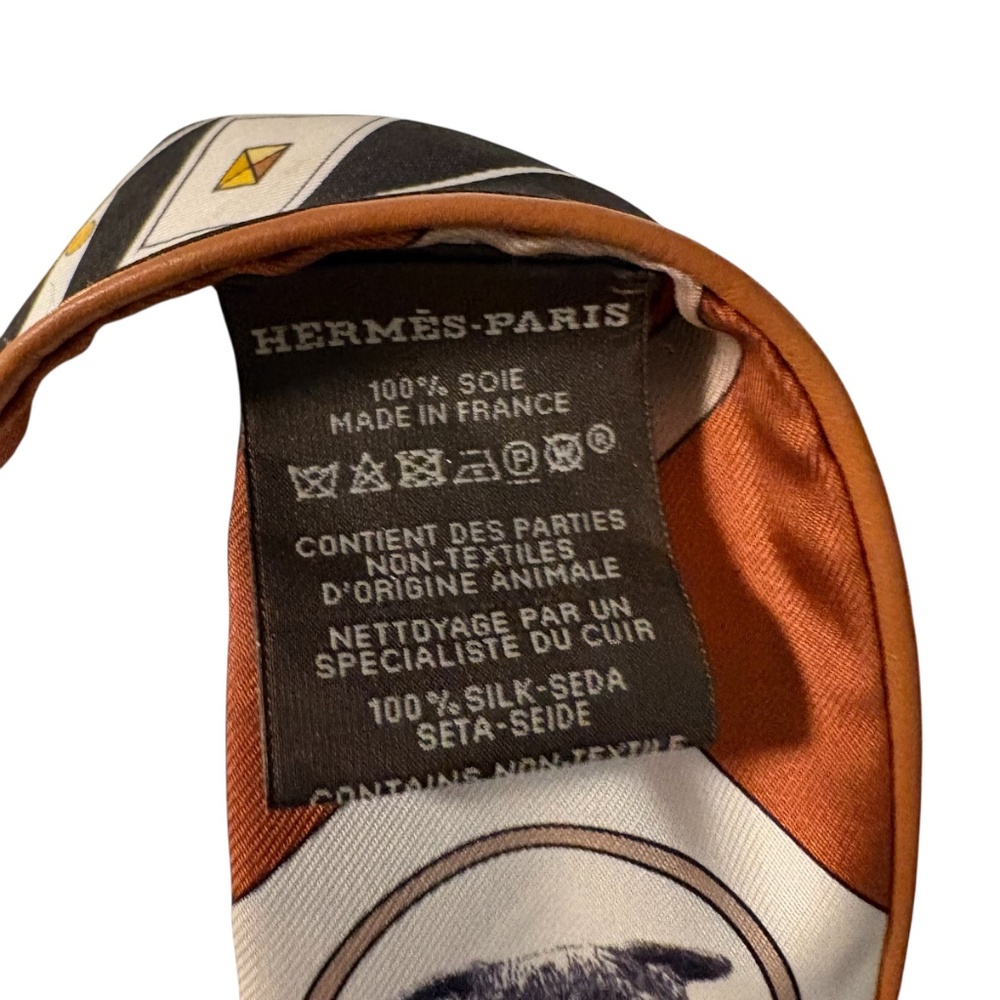 Hermes Colliers Et Chiens Forever Silk Dog Twilly Scarf Black Silk Hermes Box - Picture 6 of 10